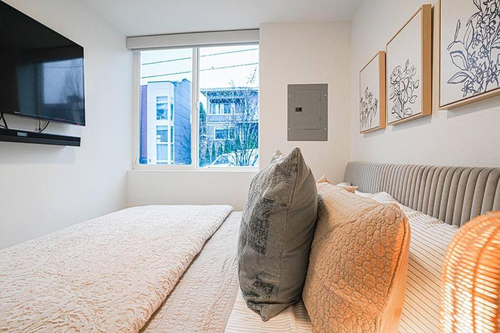 Modern Home, Rooftop View, 3 Block Beacon Station Seattle Luaran gambar