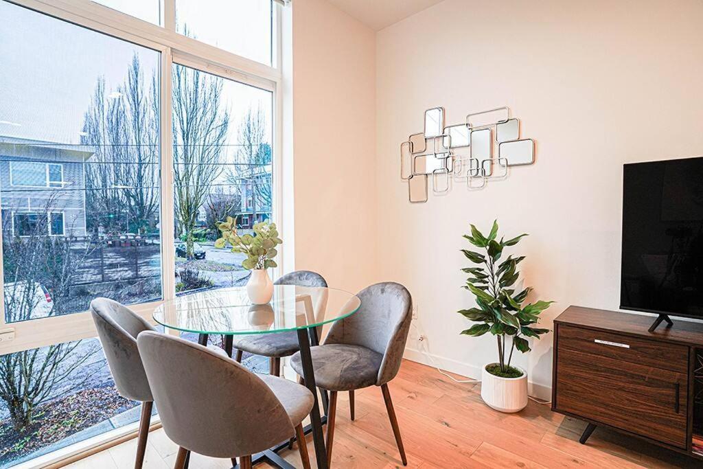 Modern Home, Rooftop View, 3 Block Beacon Station Seattle Luaran gambar